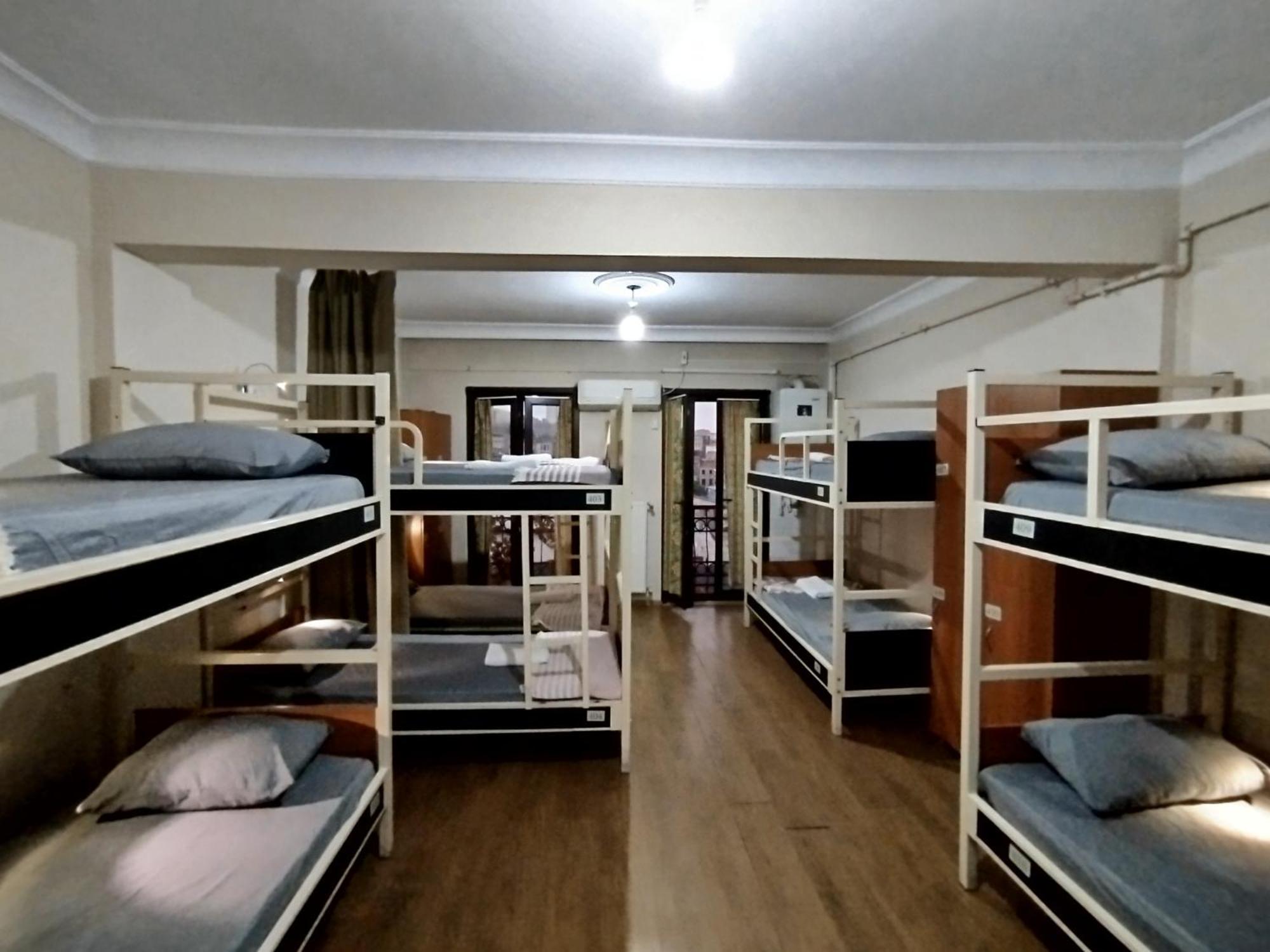 Taksim City Ivy Hostel Istanbul Ngoại thất bức ảnh