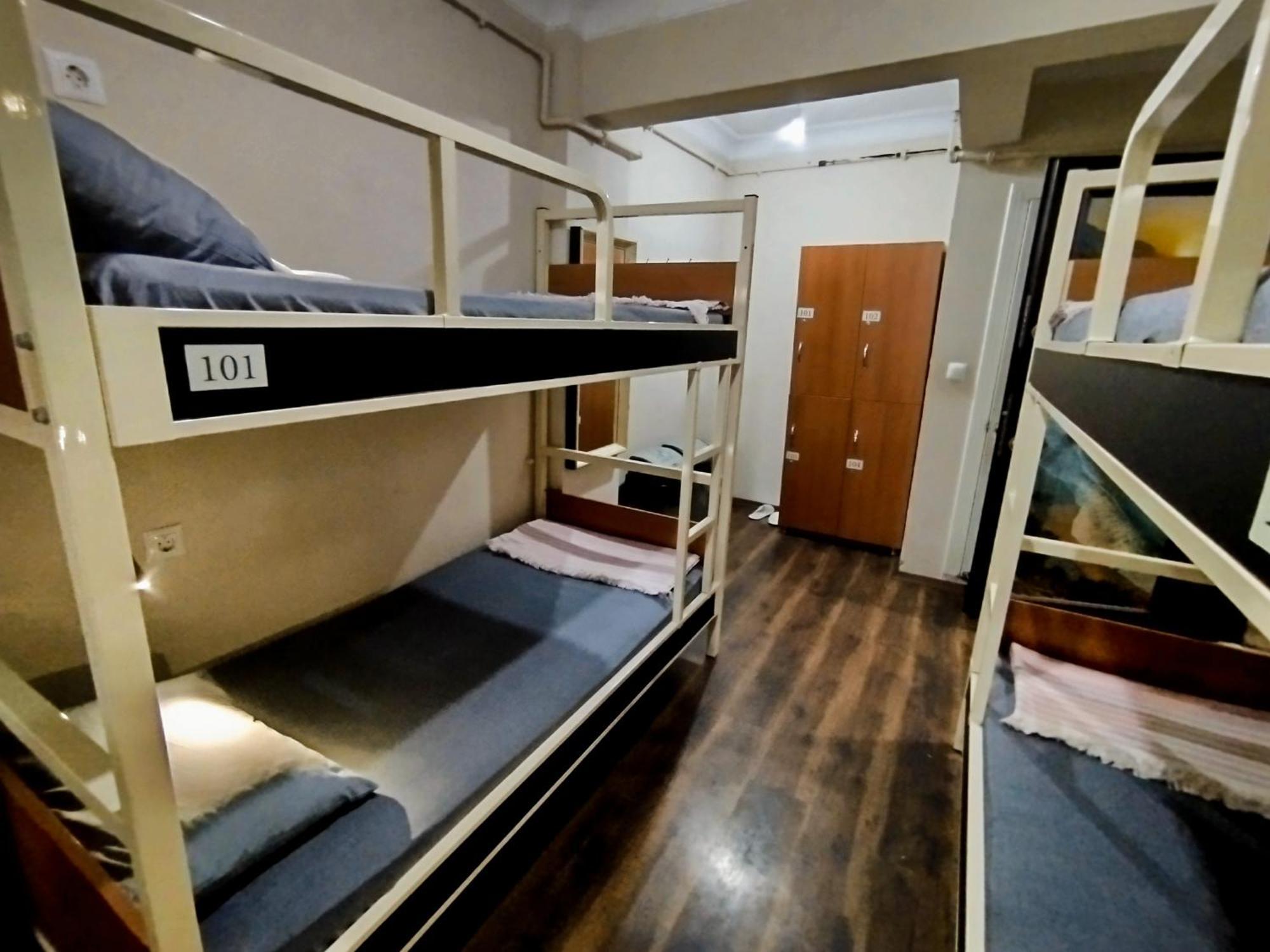 Taksim City Ivy Hostel Istanbul Ngoại thất bức ảnh
