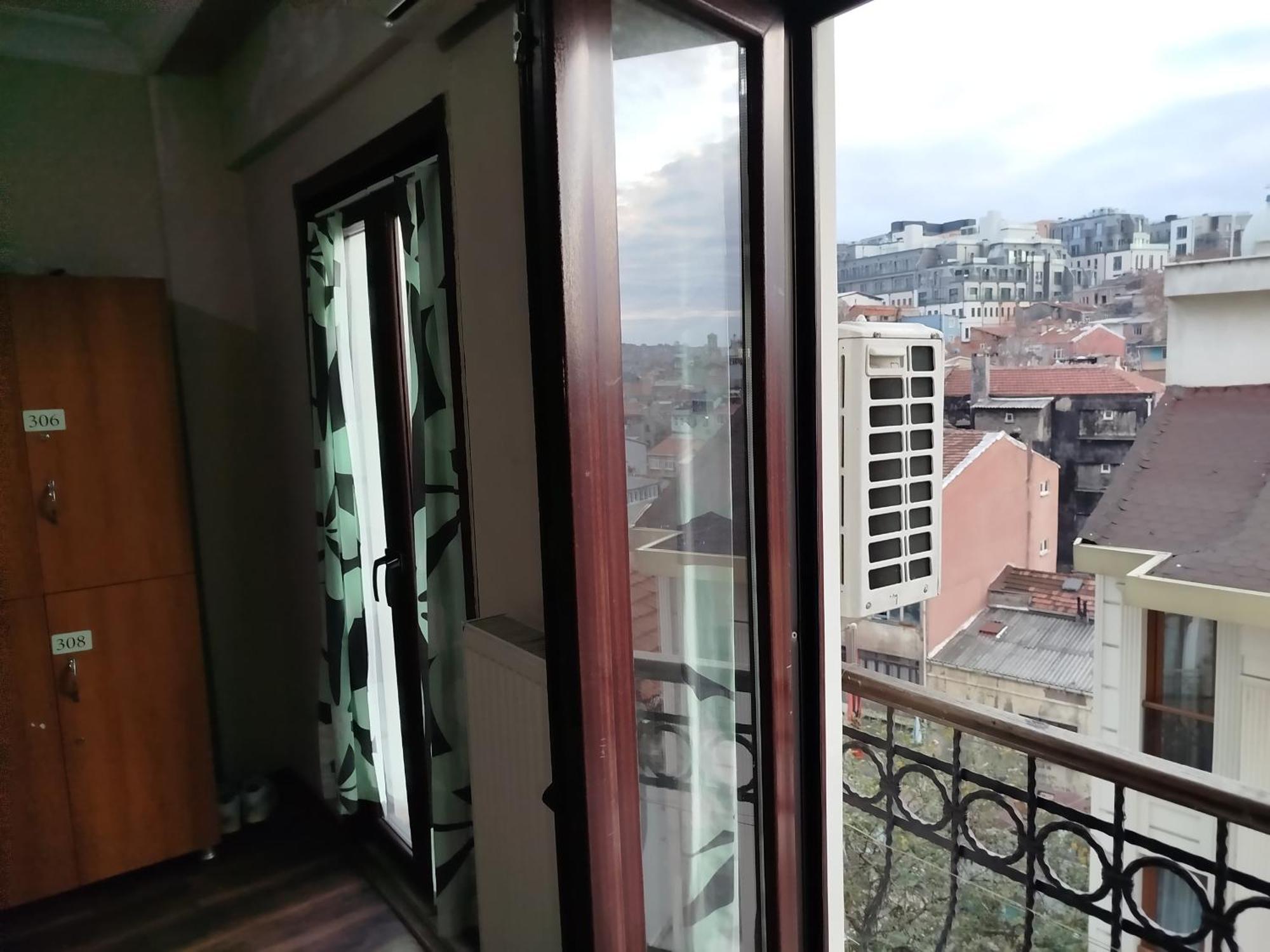 Taksim City Ivy Hostel Istanbul Ngoại thất bức ảnh