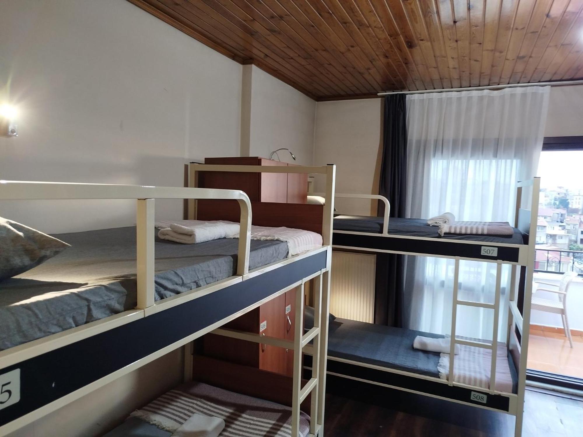 Taksim City Ivy Hostel Istanbul Ngoại thất bức ảnh