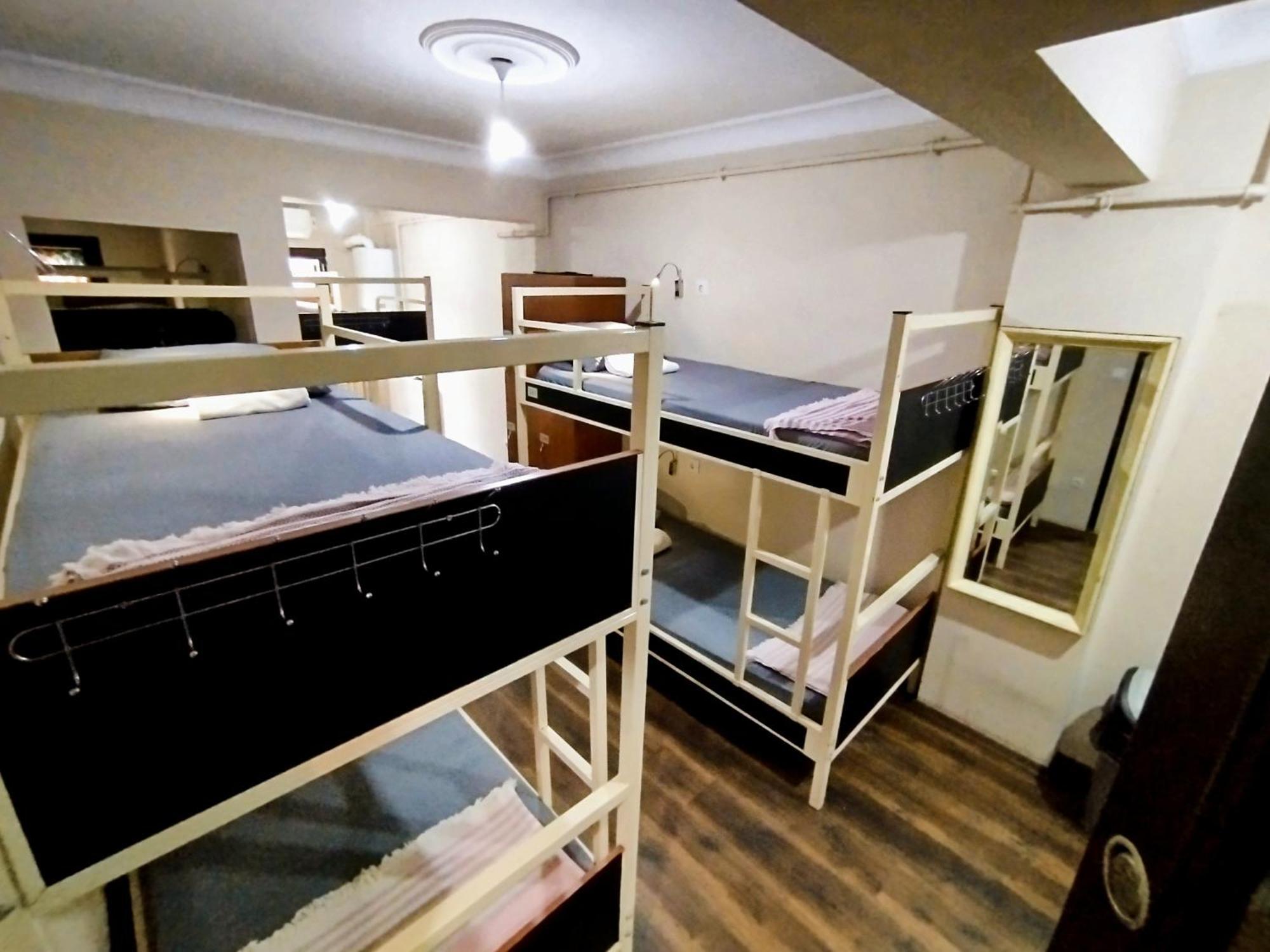 Taksim City Ivy Hostel Istanbul Ngoại thất bức ảnh